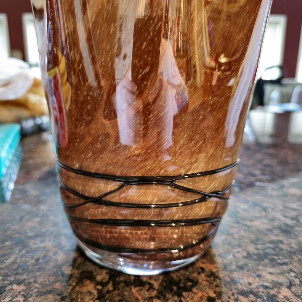 Jozefina Krosno, Poland- Brown Swirled Iridescent Vase W/ Glass String - Picture 6 of 6